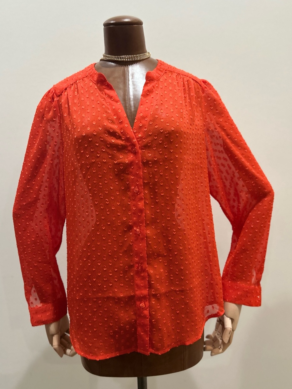 Banana Republic Red Textured Button-Front Blouse size S